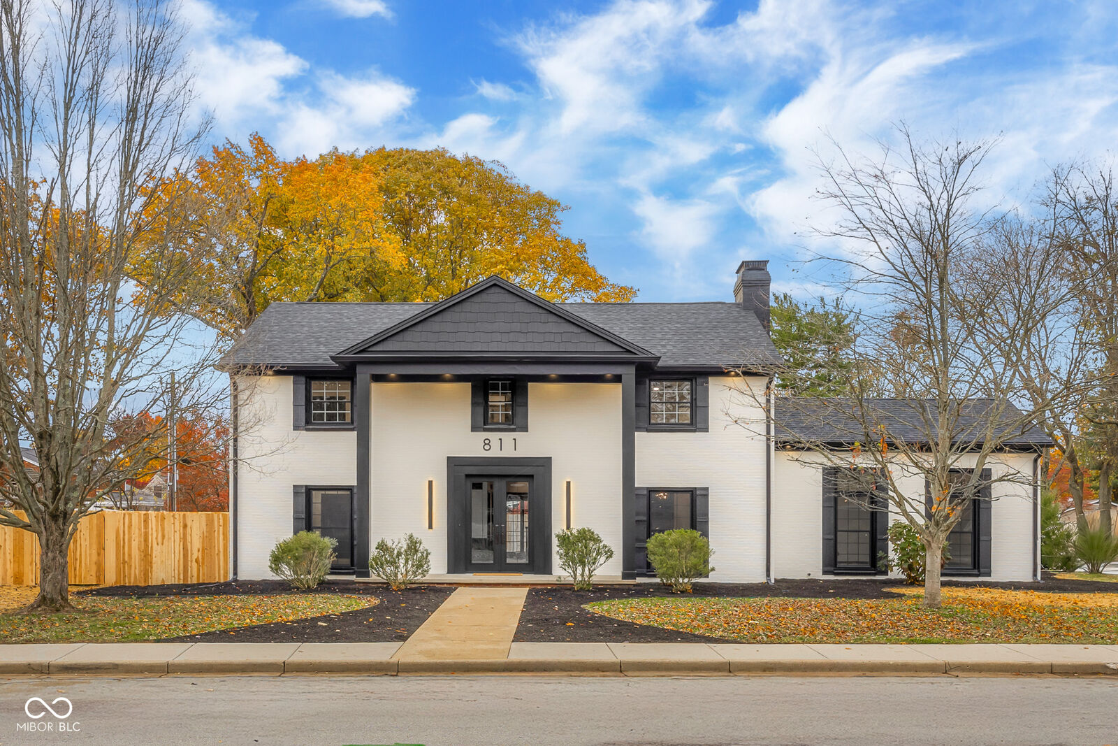 Property Photo:  811 27th Street  IN 47201 