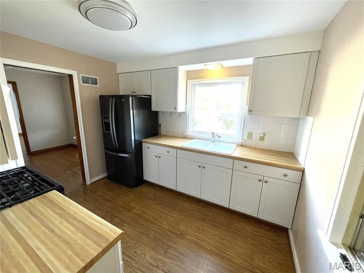 Property Photo:  3505 Gary Street  IL 62002 