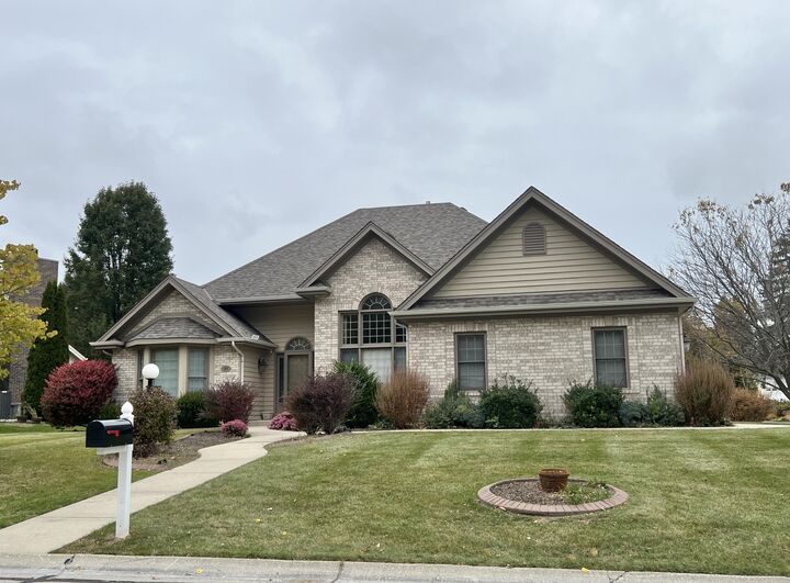 3804 Canada Goose Xing  Racine WI 53403 photo