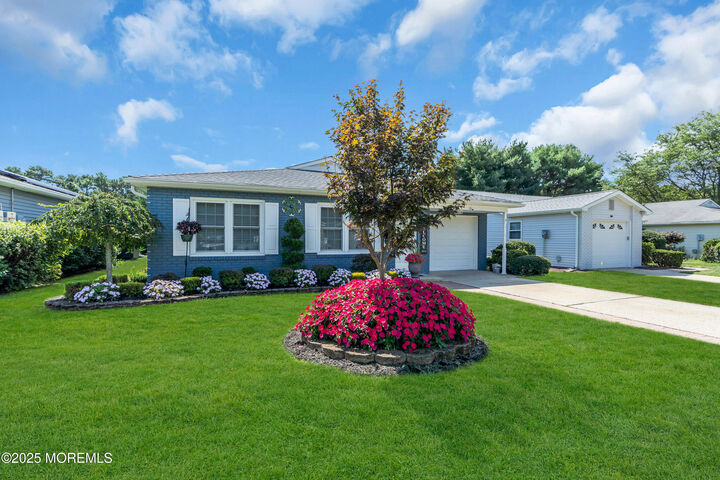 Property Photo:  78 Yorkwood Drive  NJ 08723 