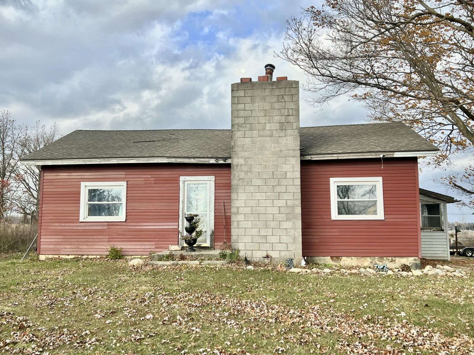 Property Photo:  3240 E Reading Road E  MI 49266 