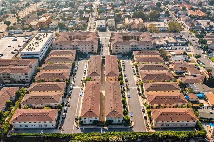 Property Photo:  1435 Lomita Boulevard 111  CA 90710 