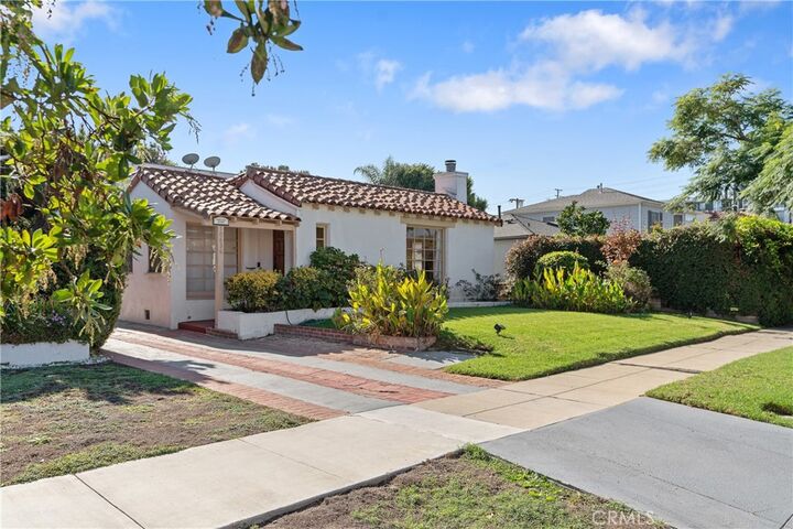 10636 Ayres Avenue  Los Angeles CA 90064 photo