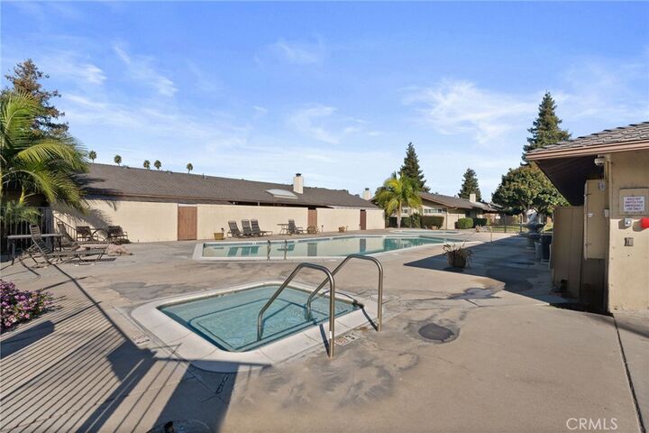 Property Photo:  134 S Magnolia Avenue 4C  CA 92804 
