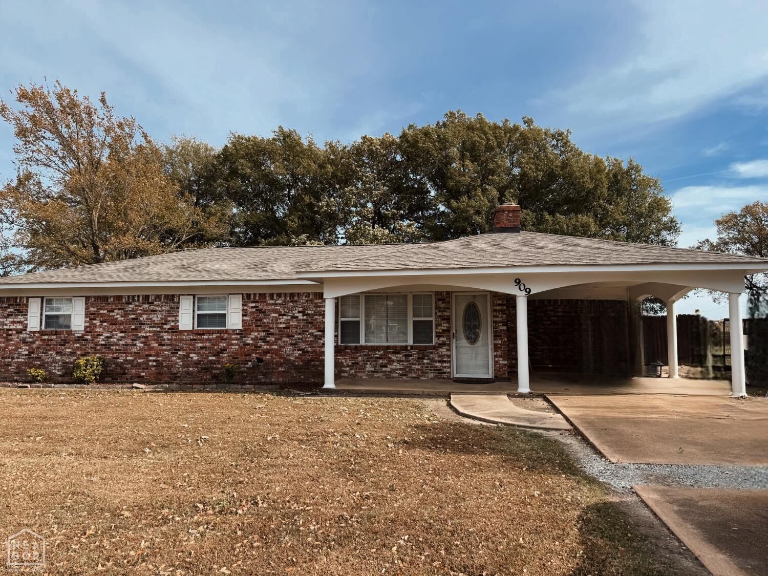 Property Photo:  909 Circle Drive  AR 72476 