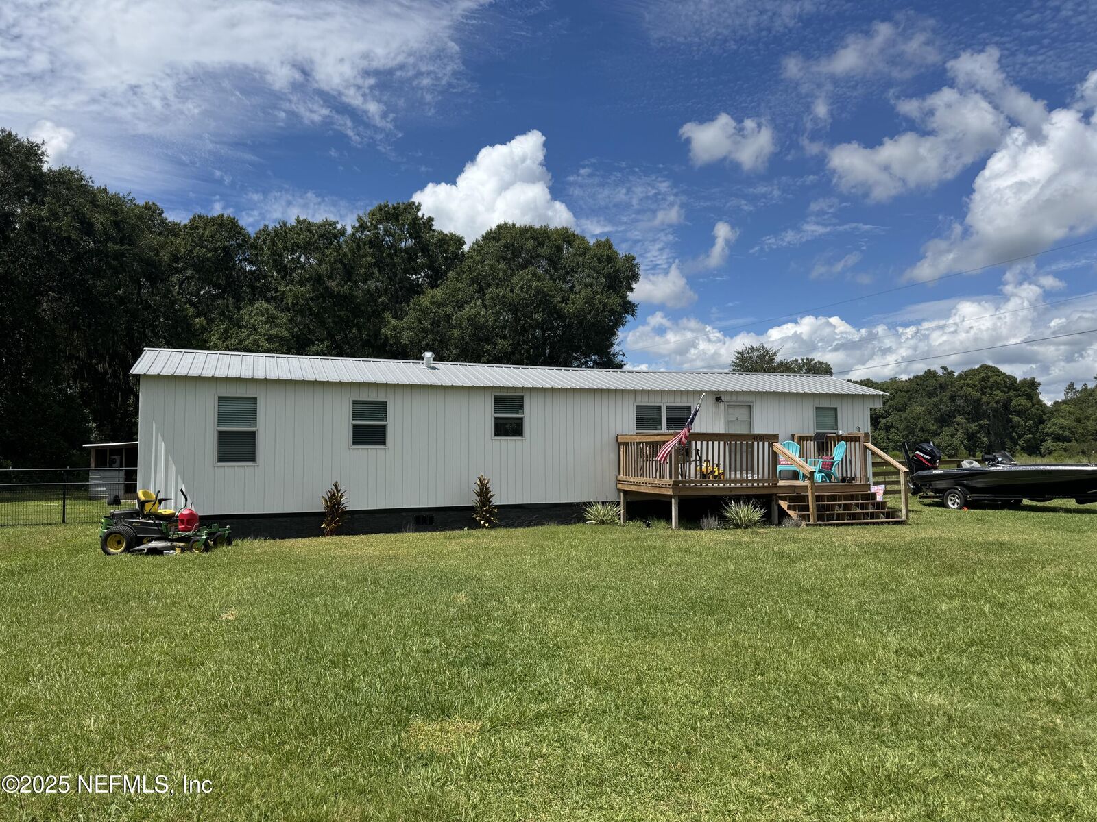 Property Photo:  4881 NW County Road 233  FL 32091 