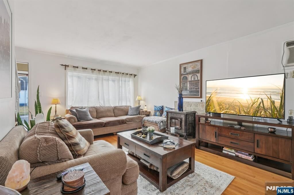 Property Photo:  52 Noel Drive  NJ 07031 