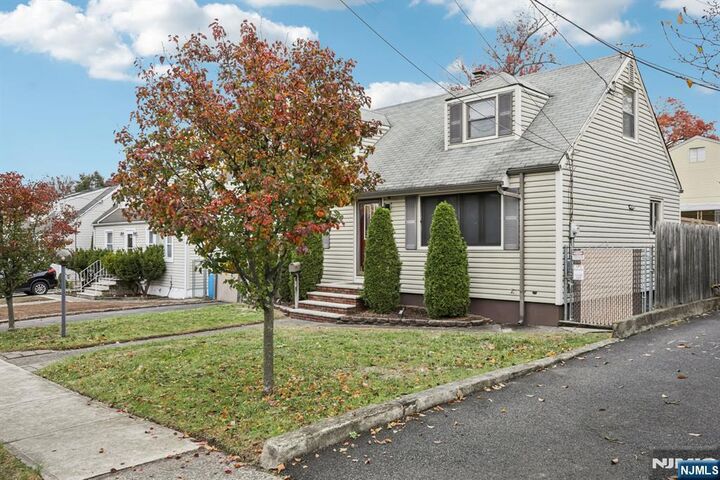 Property Photo:  19 Orange Avenue  NJ 07407 