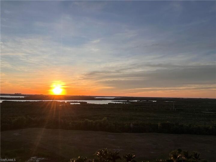 Property Photo: 1050 Borghese Ln 1202 FL 34114