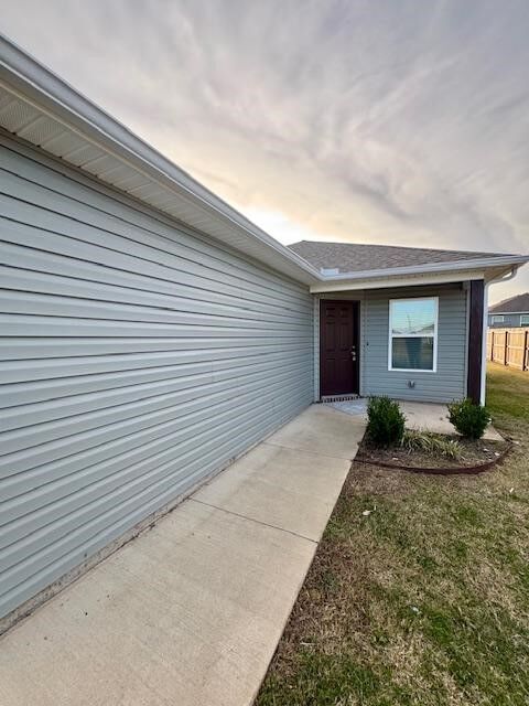 Property Photo:  2006 E Annette Drive  AR 72761 