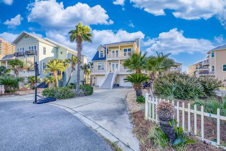 22 Seashore Dr  Pensacola Beach FL 32561 photo