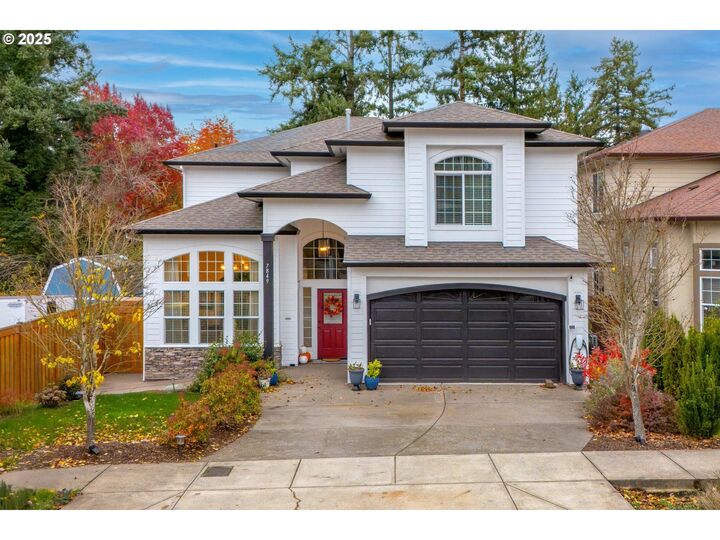 Property Photo:  7849 SW Birch St  OR 97223 