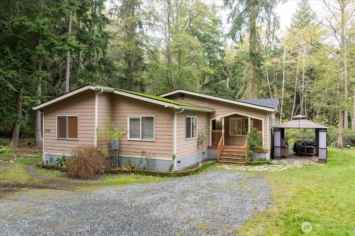 2579  Green Acres Lane  Oak Harbor WA 98277 photo