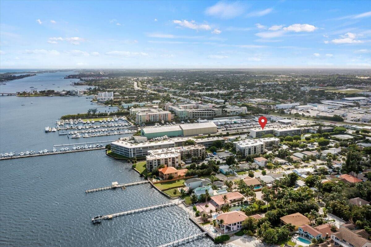 Property Photo: 300 Waterway Drive S 308 FL 33462