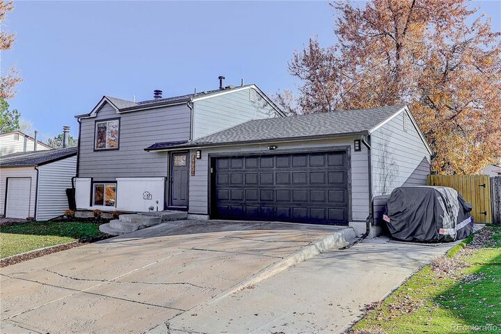 3920 S Truckee Court  Aurora CO 80013 photo