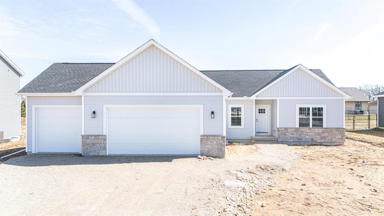 Property Photo:  884 Red Hawk Drive  WI 53563 