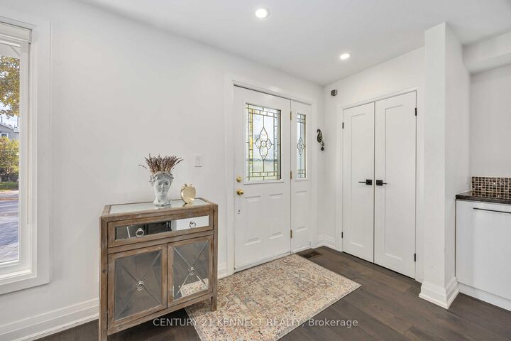 Photo de la propriété:  36 Summerside Crescent  ON M2H 1X1 