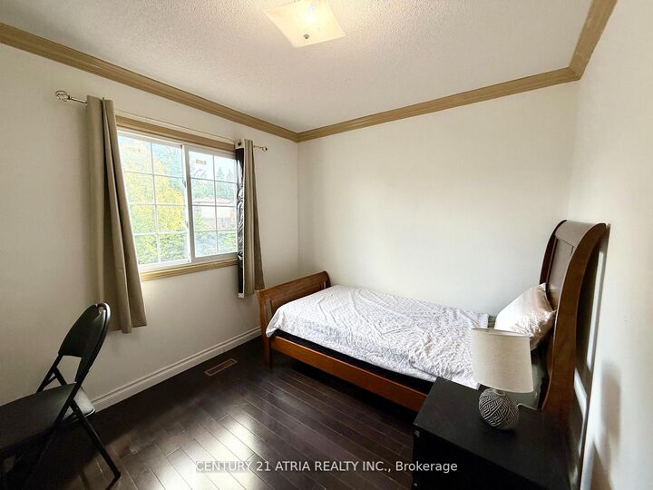 Photo de la propriété:  2377 Belcaro Way  ON L5M 2M6 
