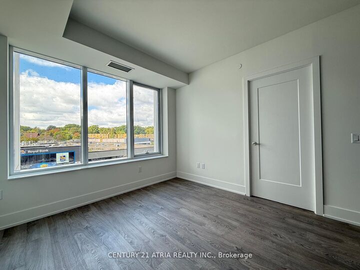 Photo de la propriété:  259 The Kingsway N/A 313  ON M9A 3T6 