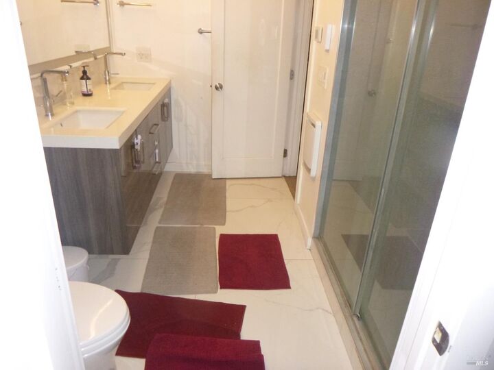 Property Photo: 155 Canal Street 7 CA 94901