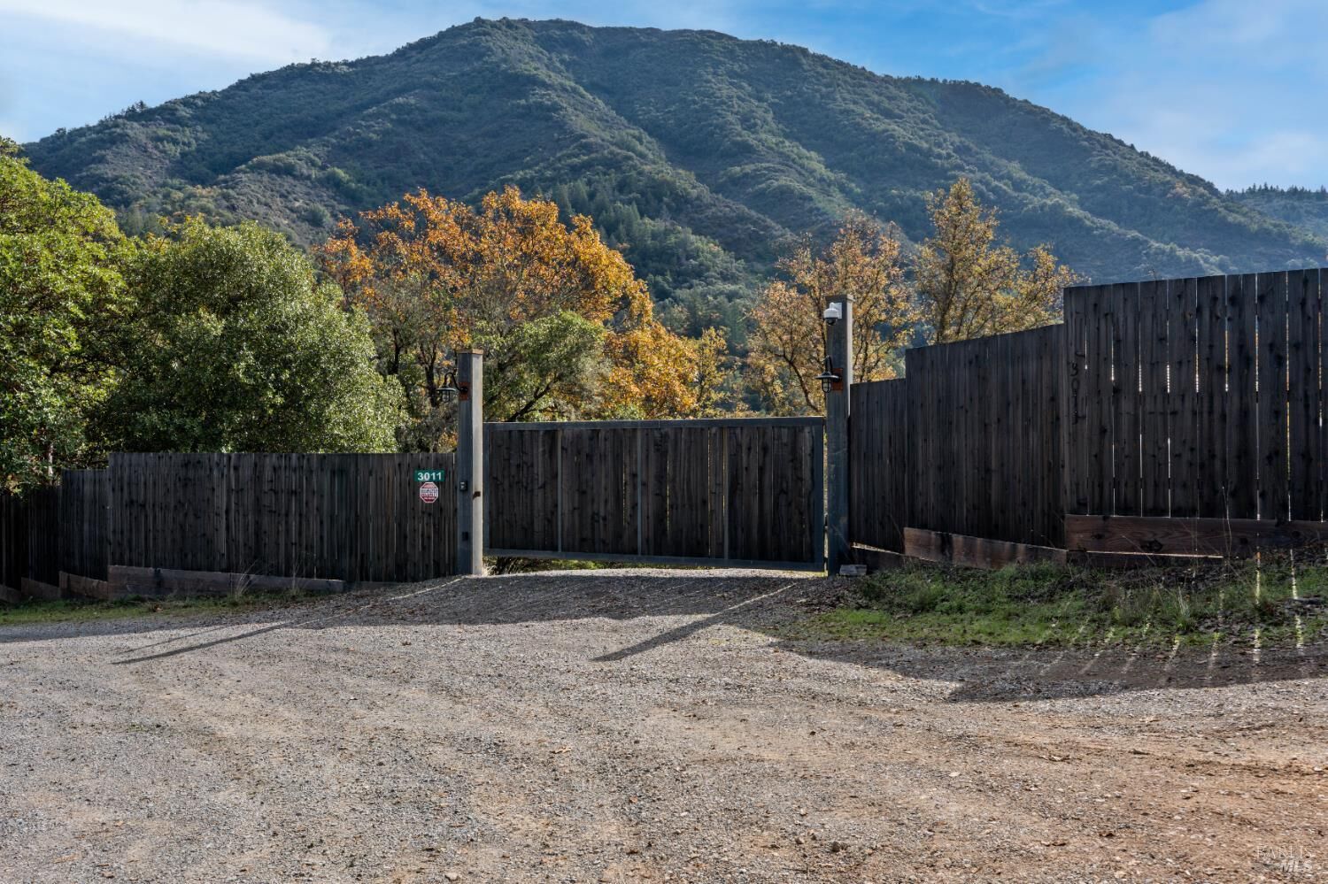 Property Photo:  3011 County Rd 110  CA 95449 