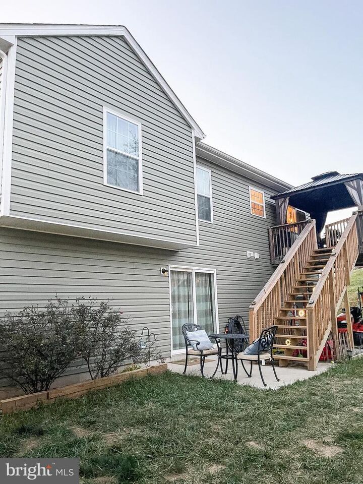 Property Photo:  109 Irwin Court  WV 25427 