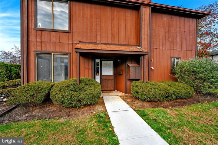 Property Photo:  31 Wister 1  PA 19606 