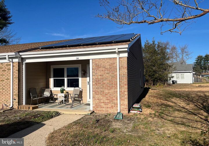 24 Farrington Court  Southampton NJ 08088 photo