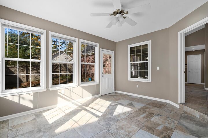 Property Photo:  5 Kings Row  AR 71901 