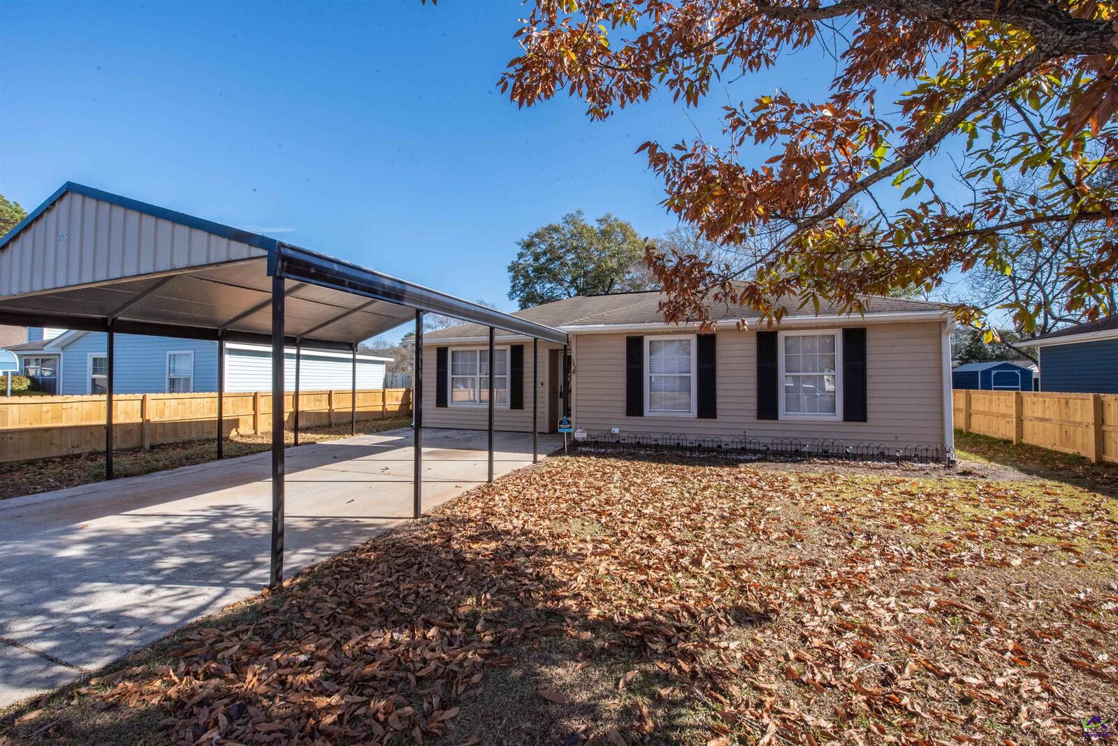 Property Photo:  302 Dunmurry Place  GA 31093 