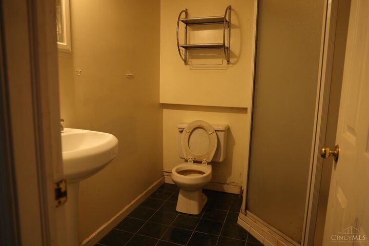 Property Photo: 5869 Weston Court OH 45248