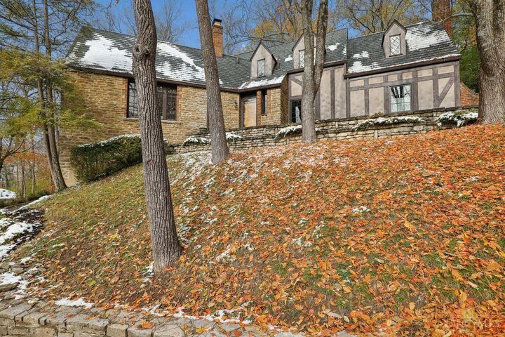 Property Photo: 3736 Dogwood Lane OH 45213