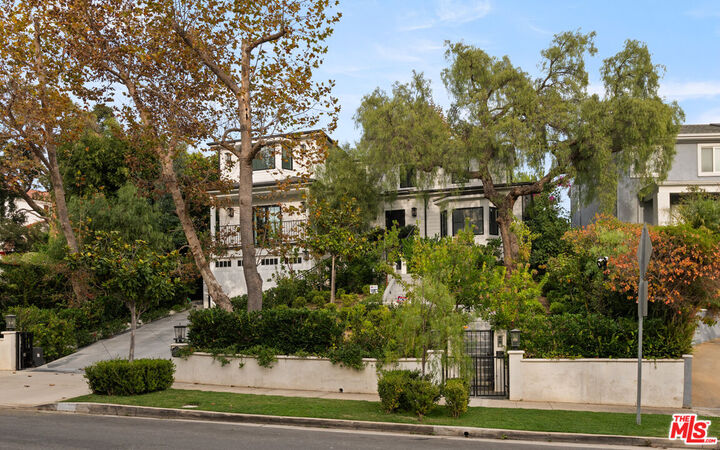 Property Photo: 1338 Comstock Ave CA 90024