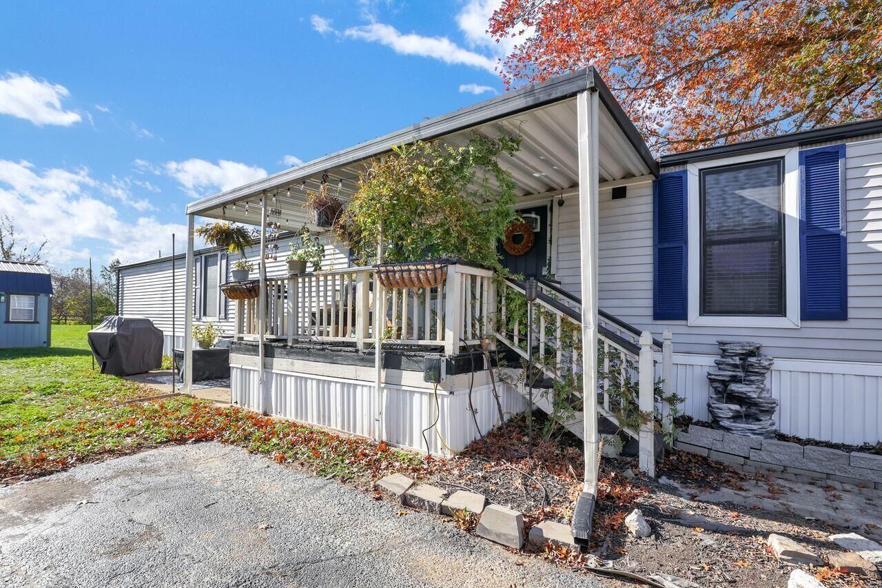 Property Photo:  42 Deerpath Road  OH 45601 