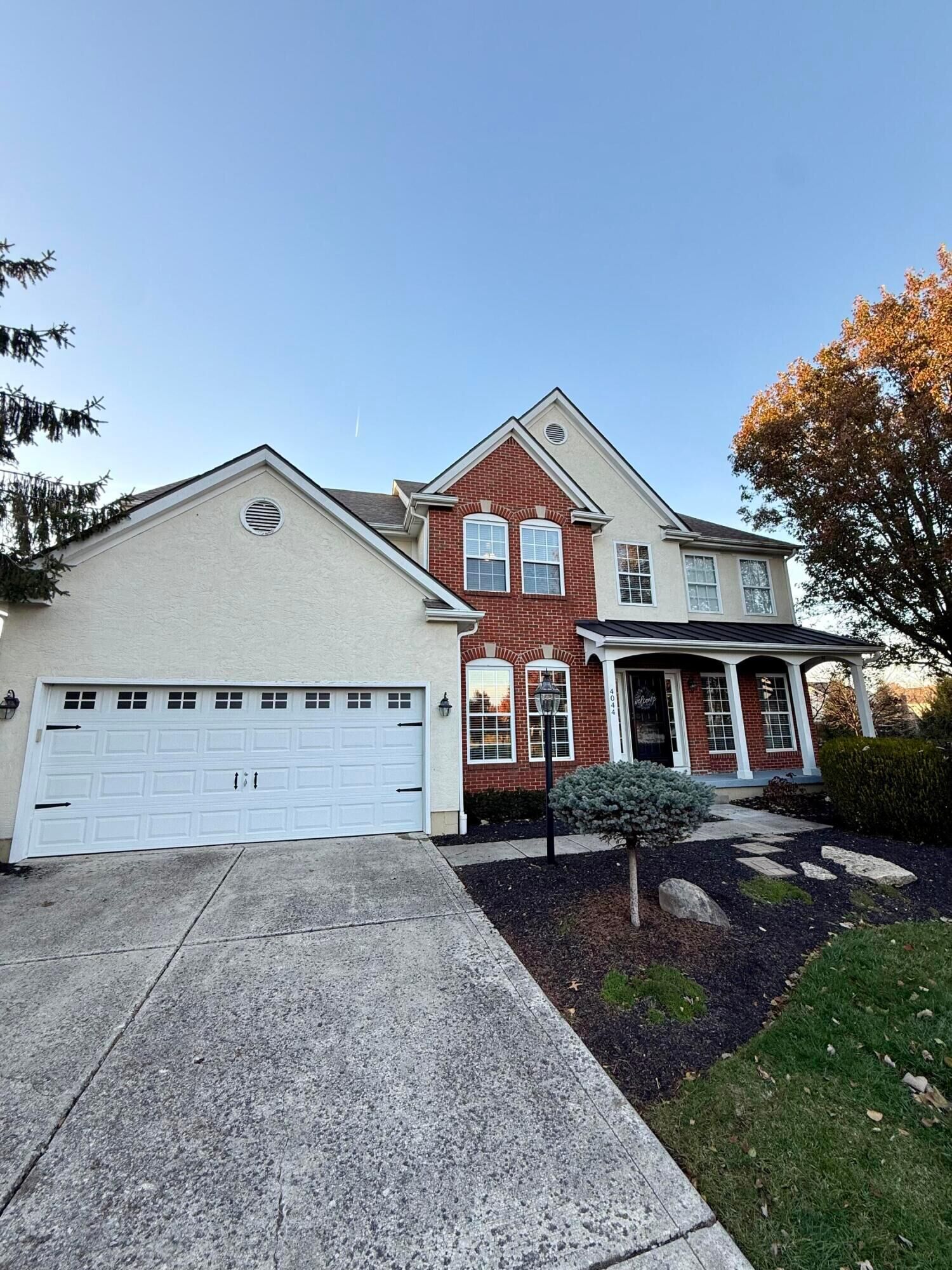 Property Photo:  4044 Robin Hill Court  OH 43065 