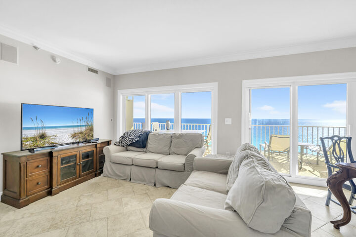 Property Photo: 770 Gulf Shore Drive Unit P1 FL 32541