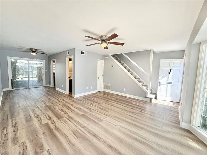 Property Photo:  136 Peachtree Memorial Drive NW Ga8  GA 30309 