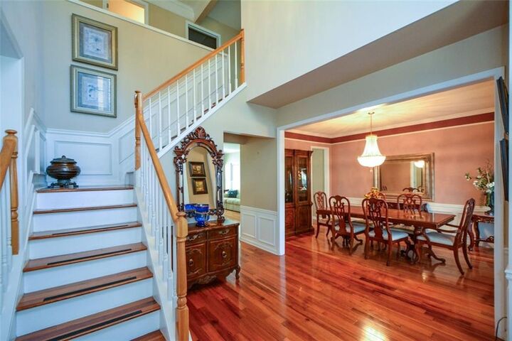 Property Photo: 7170 Collingsworth Place GA 30041