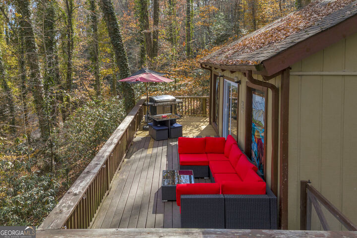 Property Photo:  243 Ridge Road  GA 30545 