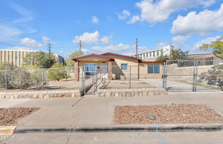 1001 N Clark Drive  El Paso TX 79905 photo
