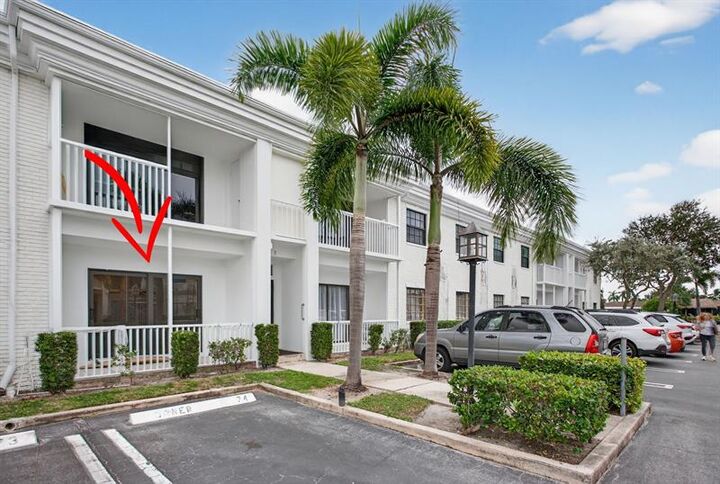 Property Photo: 130 Cypress Club Dr 307 FL 33060