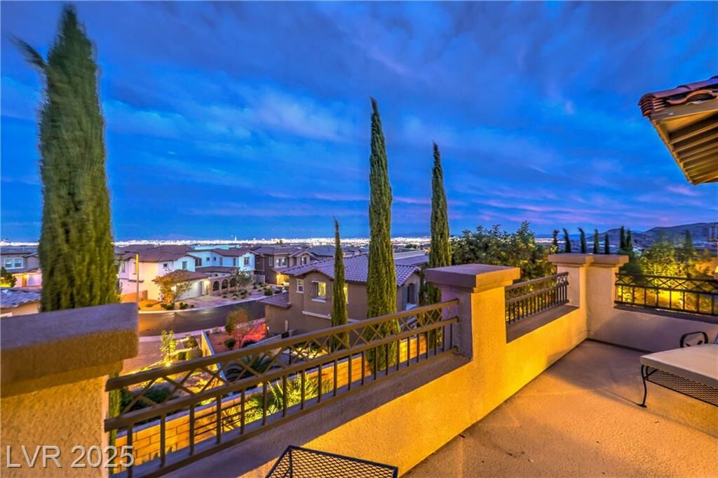 Property Photo: 374 Calabria Ridge Street NV 89138