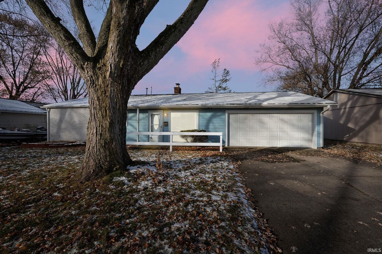 Property Photo: 1109 Riga Avenue IN 46952