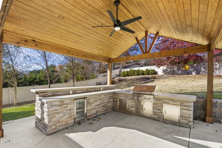 Property Photo:  3005 Cambridge Shores Lane  TN 37938 