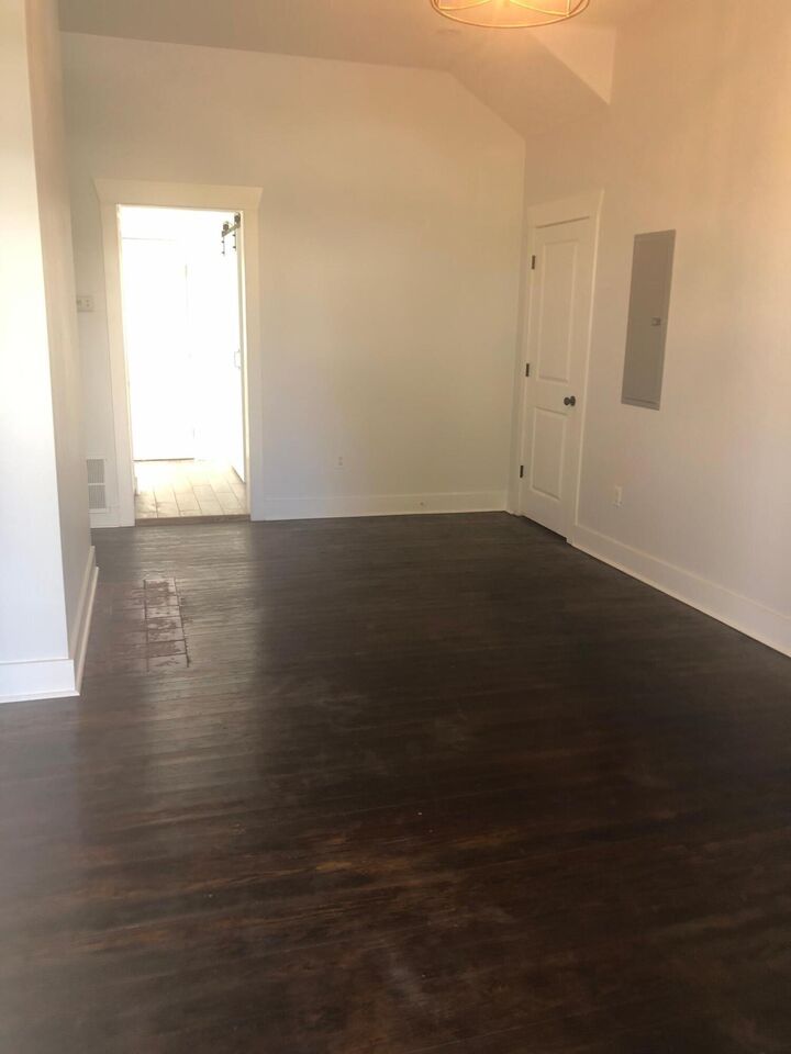 Property Photo: 276 E Fourth Street KY 40508