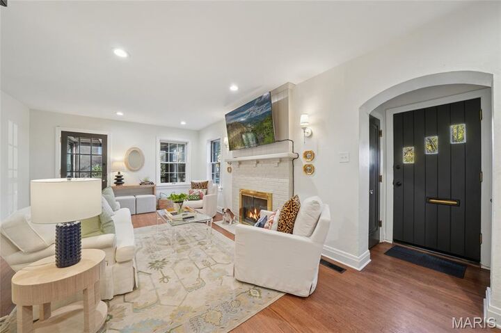 Property Photo:  514 Angenette Avenue  MO 63122 