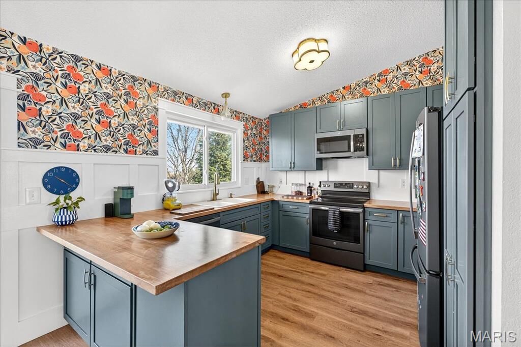 Property Photo:  1064 Apricot Drive  MO 63301 