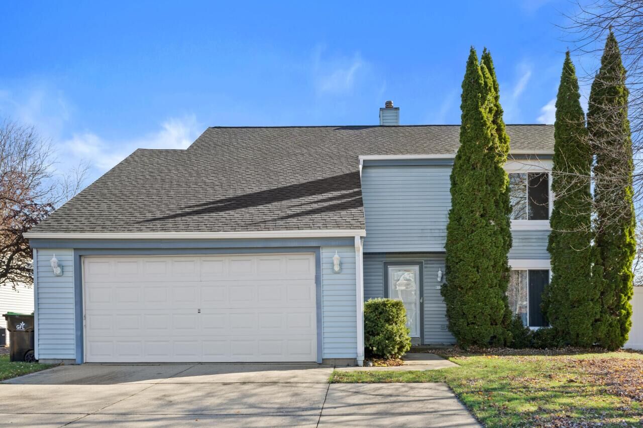 Property Photo:  8150 S Waring Dr  WI 53154 