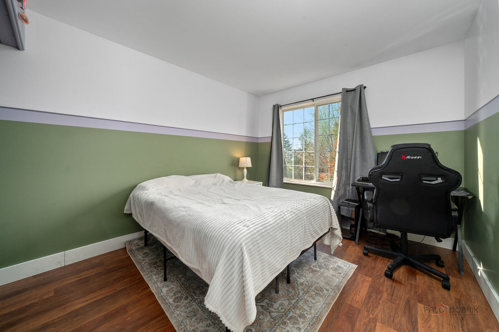 Property Photo: 908 S Arlington Drive IL 60073