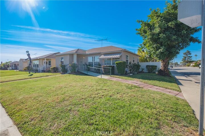 Property Photo:  345 N 20th Street  CA 90640 